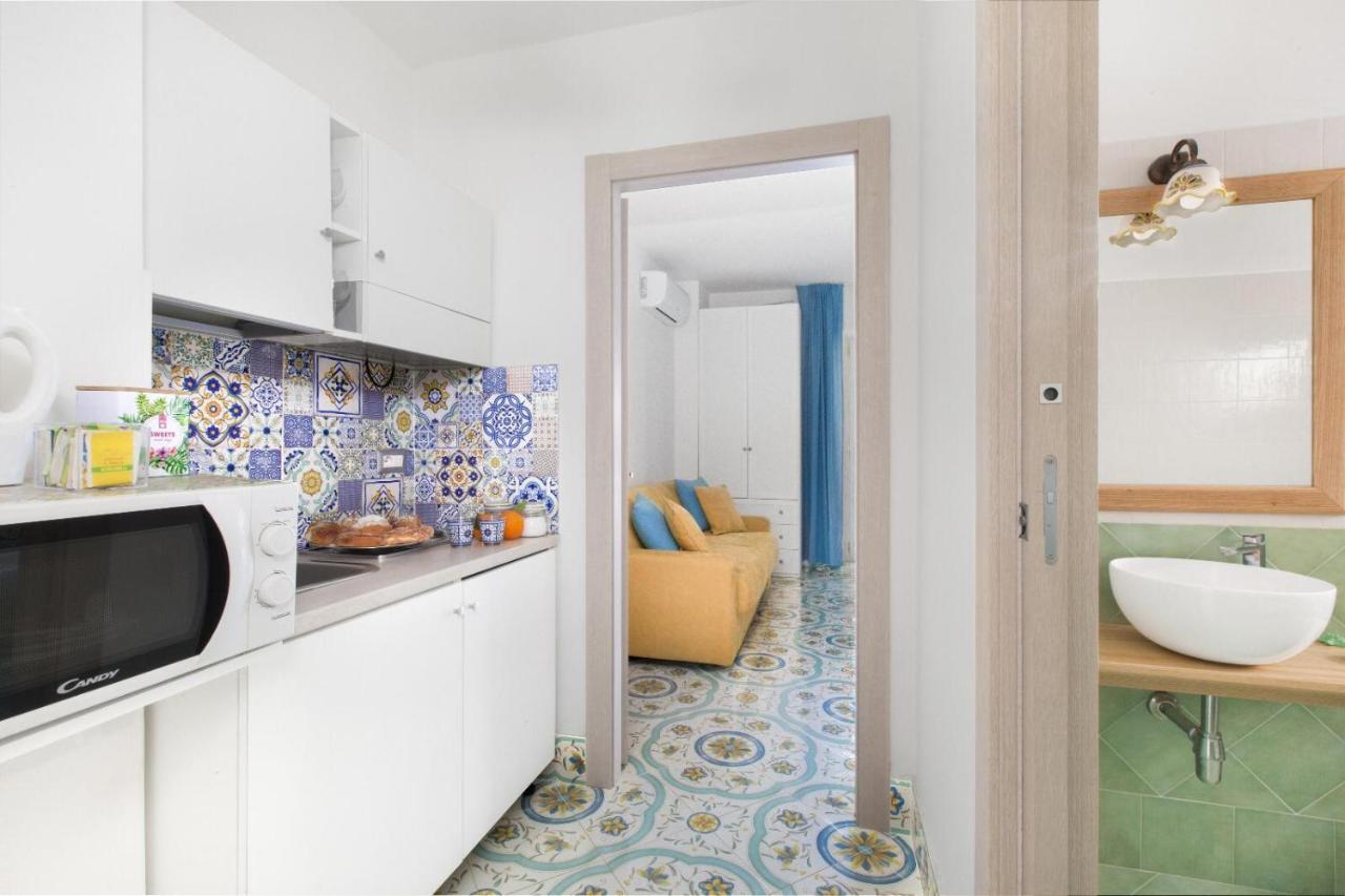 Millie Sorrento Suites Экстерьер фото