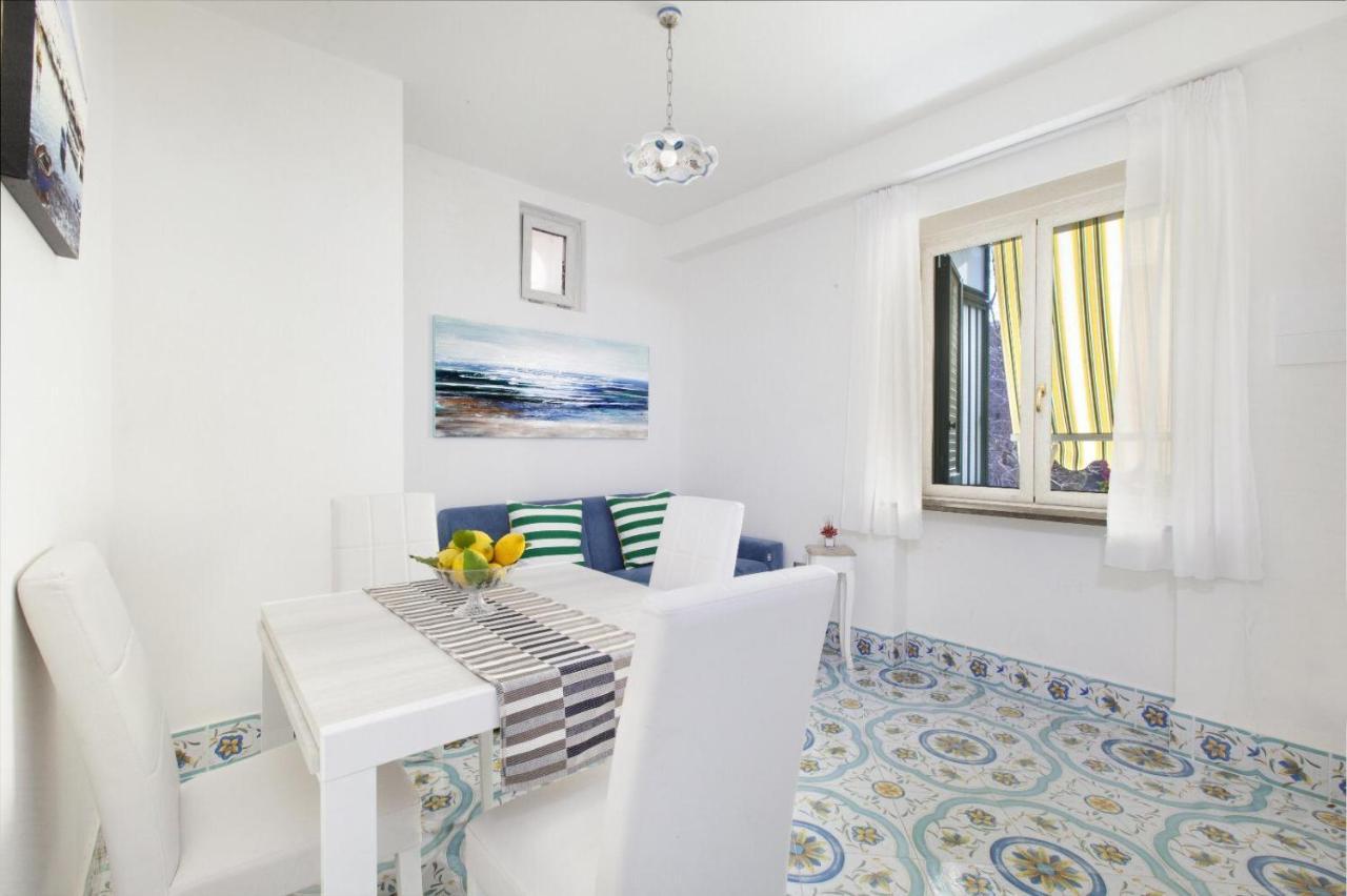 Millie Sorrento Suites Экстерьер фото